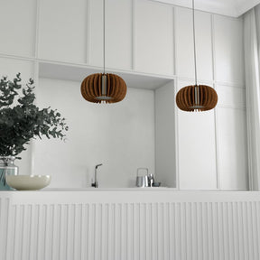 Pendelleuchte NINO aus Holz