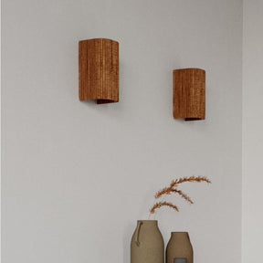 Wandleuchte ALTO aus Holz